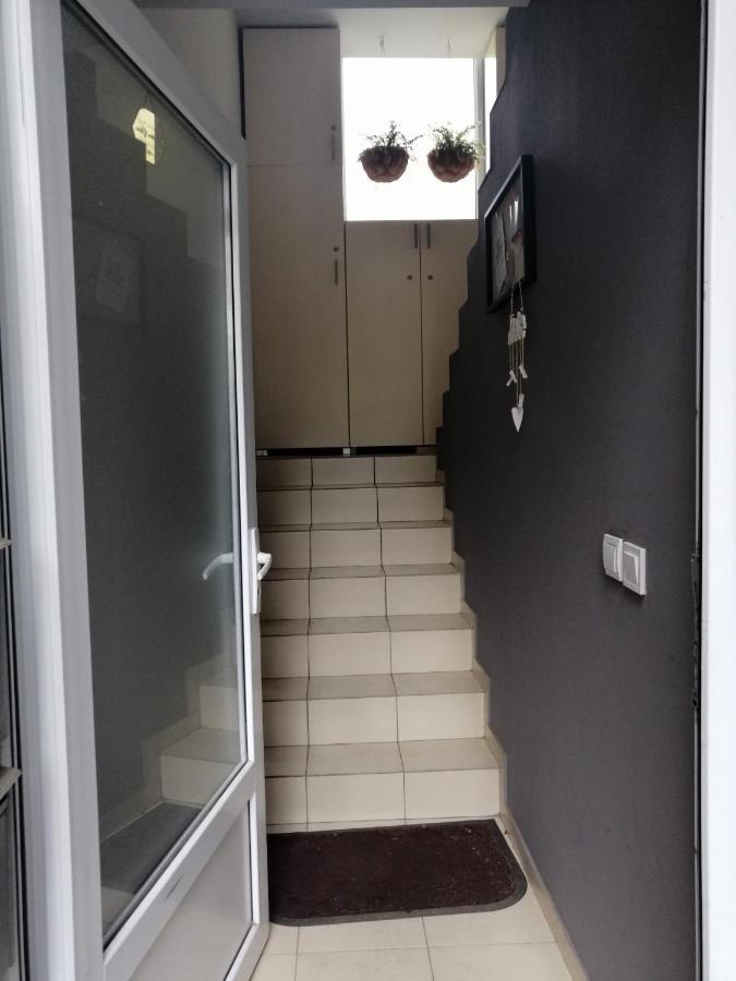 Nest Apartment Zemun Βελιγράδι Εξωτερικό φωτογραφία